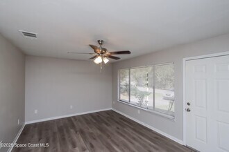 270 San Marino Rd SW in Palm Bay, FL - Building Photo - Building Photo
