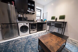 5 W 101st St, Unit ID1032004P in New York, NY - Building Photo - Building Photo