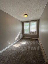 5717 Hartley St in Lincoln, NE - Foto de edificio - Building Photo