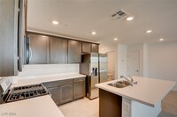 897 Watford Pl in Henderson, NV - Foto de edificio - Building Photo