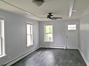 27 Elm Ave, Unit #1 in Linwood, NJ - Building Photo - Building Photo