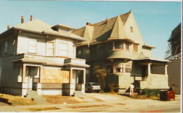 514-518 W MacArthur Blvd in Oakland, CA - Foto de edificio - Building Photo