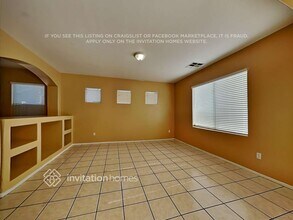 3921 W Pollack St in Phoenix, AZ - Foto de edificio - Building Photo