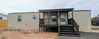 2502 Coyote Trail in Granbury, TX - Building Photo