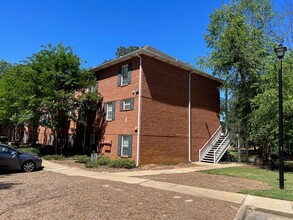 162 E University Dr in Auburn, AL - Building Photo - Building Photo