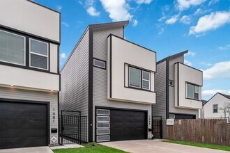 108 W 44th St in Houston, TX - Building Photo - Building Photo
