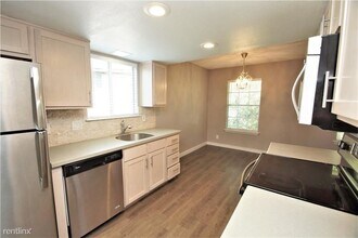 3436 Willowrun Dr-Unit -Apt D in Austin, TX - Building Photo - Building Photo