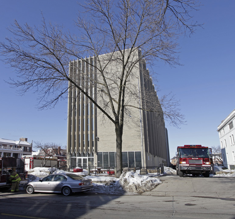 CLOSED - The Langdon in Madison, WI - Building Photo