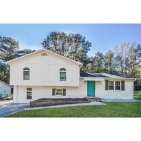 9125 Settlers Grove Rd NE in Covington, GA - Building Photo