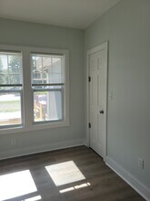 100 W Washington St, Unit C in Harrisonville, MO - Building Photo - Building Photo