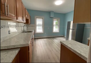 97 Morrison Ave, Unit 2A in Somerville, MA - Building Photo - Building Photo