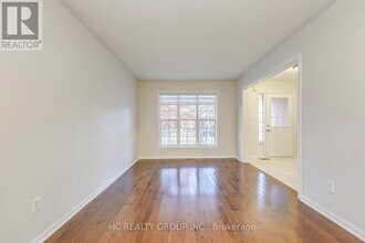 3045 Abernathy Way in Oakville, ON - Building Photo - Building Photo