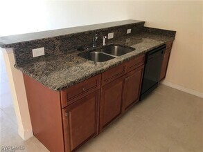1020 SE 24th Ave in Cape Coral, FL - Building Photo - Building Photo