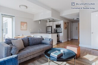 30 Park Ave in New York, NY - Building Photo - Building Photo