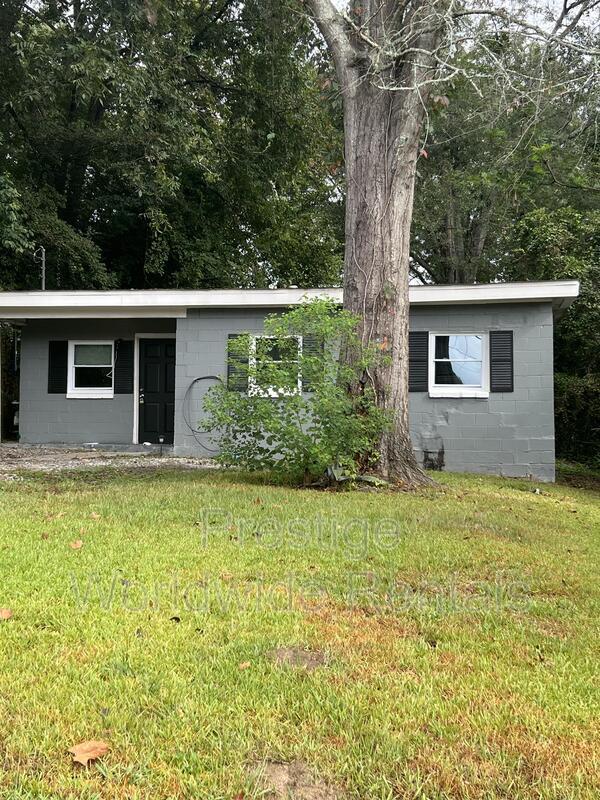 property at 3327 10th St