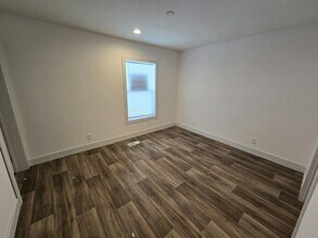 213 Karu Dr in Mankato, MN - Building Photo - Building Photo