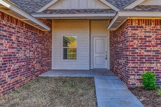 3112 Pebble Pond Dr in Norman, OK - Building Photo - Building Photo