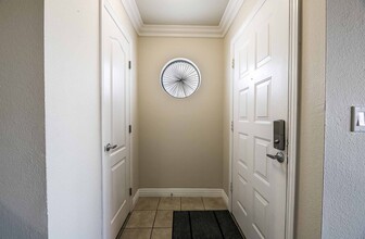 4050 Pacific Harbors Dr in Las Vegas, NV - Building Photo - Building Photo