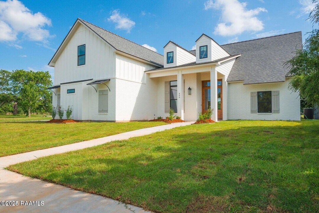 406 Dunnottar Pl in Lafayette, LA - Building Photo