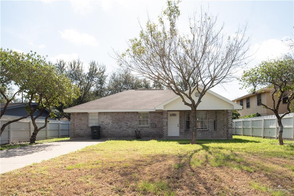 1814 Rosalinda St in Mission, TX - Building Photo