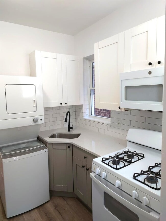 property at 6421 Hudson Ave