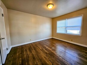 3069 S 36th St, Unit 2 bed in Milwaukee, WI - Foto de edificio - Building Photo