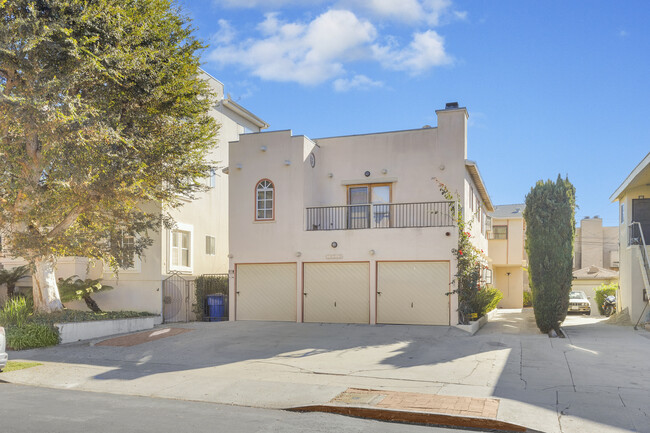 10752 Woodbine St, Unit 3 in Los Angeles, CA - Foto de edificio - Building Photo