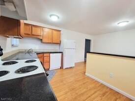 272 US-206 in Byram Township, NJ - Building Photo