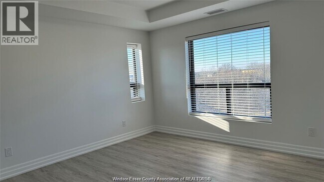 3340 Stella Crescent in Windsor, ON - Building Photo - Building Photo