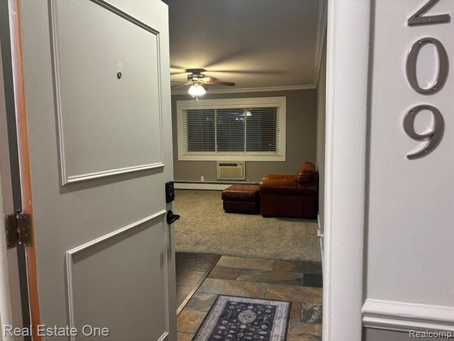 property at 803 Plate St