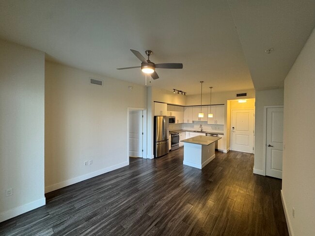 520 NE 26th St, Unit B1 in Miami, FL - Building Photo - Building Photo