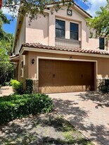 13011 Riverwalk Cir N in Plantation, FL - Building Photo