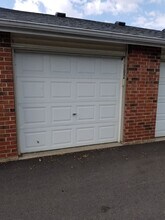 1345 Cunat Ct, Unit 3A in Lake In The Hills, IL - Building Photo - Building Photo