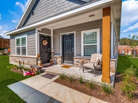 The Cottages at Bell Station Apartments