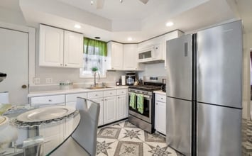 23 Collins St in Lynn, MA - Foto de edificio - Building Photo