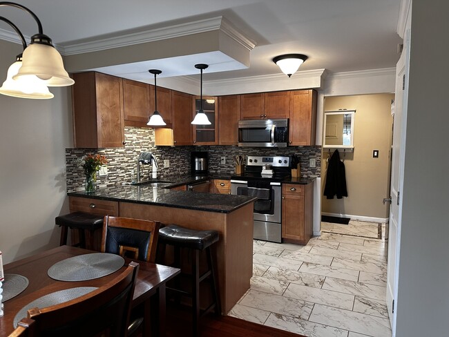 39D Beehunter Ct, Unit Bee Hunter Court in East Amherst, NY - Foto de edificio - Building Photo
