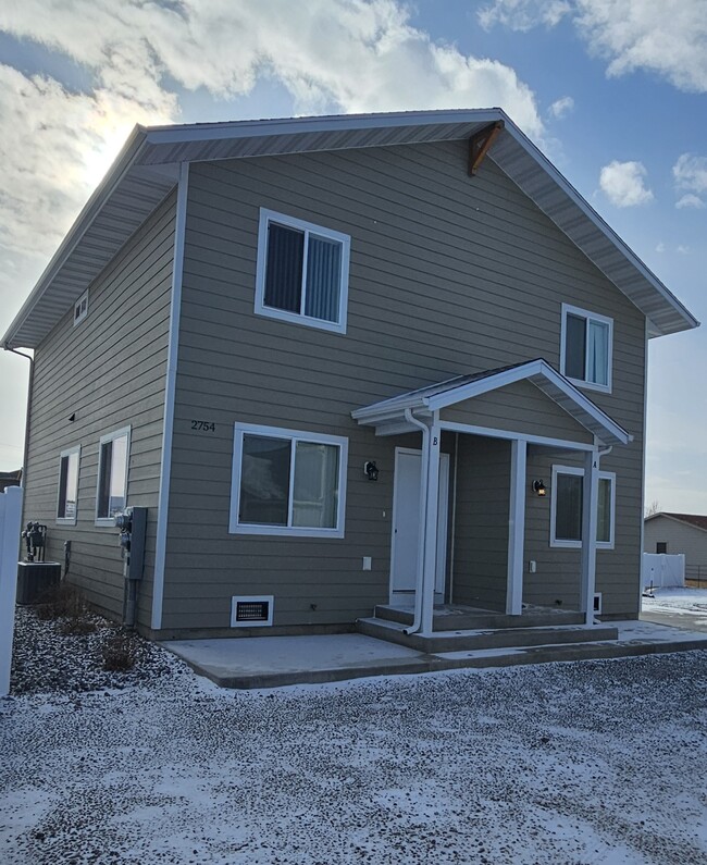 property at 2807 Marisa Ln