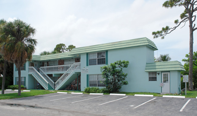 Pirates Cove Apartments