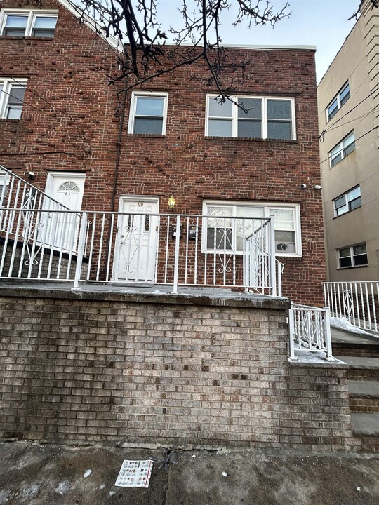 66 W 25th St in Bayonne, NJ - Building Photo