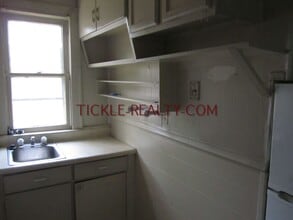 32 Laburnam Crescent in Rochester, NY - Building Photo - Building Photo