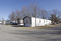 8162 NW 44th Cir in Bethany, OK - Foto de edificio - Building Photo