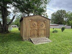 1615 Kirkwood Dr in Murray, KY - Building Photo - Building Photo