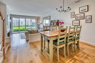 21 Stirling Cove in Greenport, NY - Building Photo - Building Photo