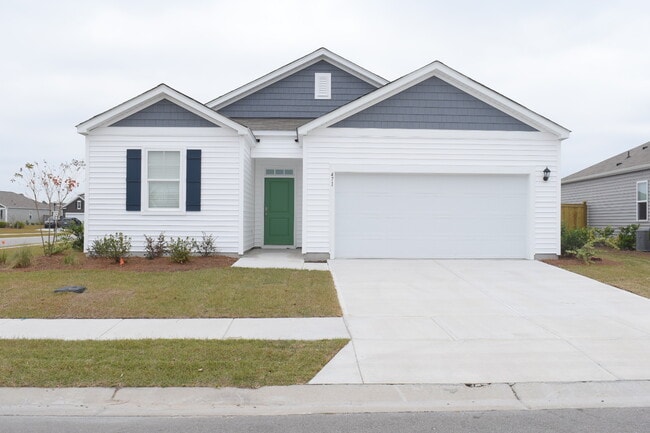 471 St Kitts Way in Winnabow, NC - Foto de edificio - Building Photo