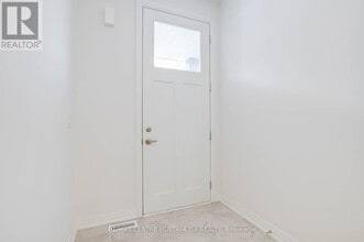 474 Provident Wy in Hamilton, ON - Building Photo - Building Photo