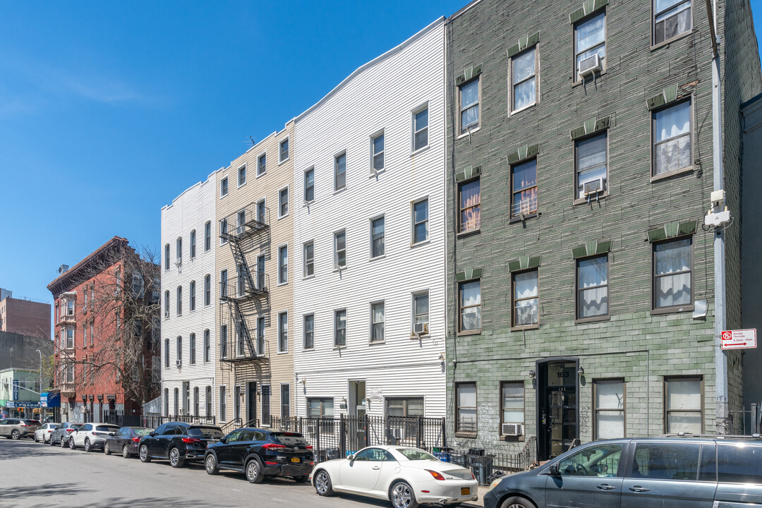 181 Maujer St in Brooklyn, NY - Building Photo