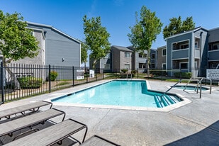 Cordova Park in Lancaster, CA - Building Photo