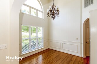 136 Lime Creek Ln in Chelsea, AL - Foto de edificio - Building Photo