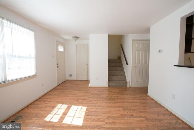 3024 Talking Rock Dr in Fairfax, VA - Building Photo - Building Photo
