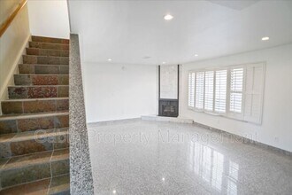 6060 Colfax Ave in Los Angeles, CA - Building Photo - Building Photo